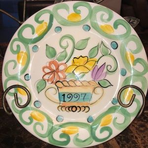 Vicki Carroll 2nd edition 1997 salad plate